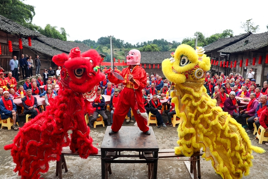 广安邻水：传统文化闹重阳