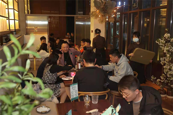 打造一刻钟便民生活圈 成都入选全国首批试点城市