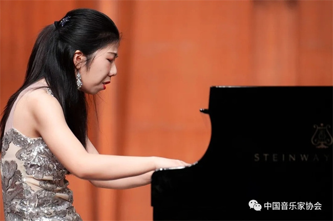 第十三届中国音乐金钟奖揭晓，四川音乐学院选手孙麒麟获奖（附全名单）
