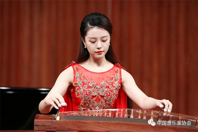 第十三届中国音乐金钟奖揭晓，四川音乐学院选手孙麒麟获奖（附全名单）