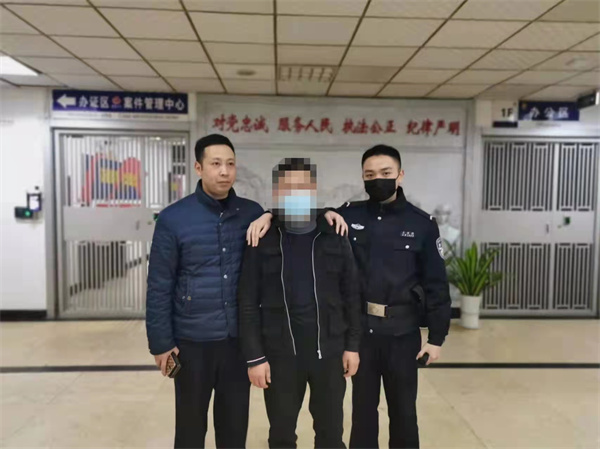 荣县警方抓获9名为电信诈骗团伙提供银行卡的男子，涉案金额600万！