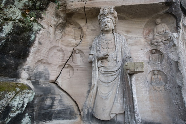 (SichuanMosaics) A Glimpse of Stone Carving World in China\