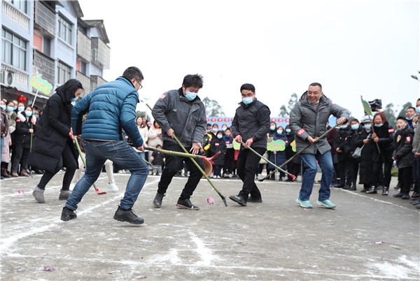 Sichuan Huacheng：Fun Sports to Welcome the Winter Olympic Games