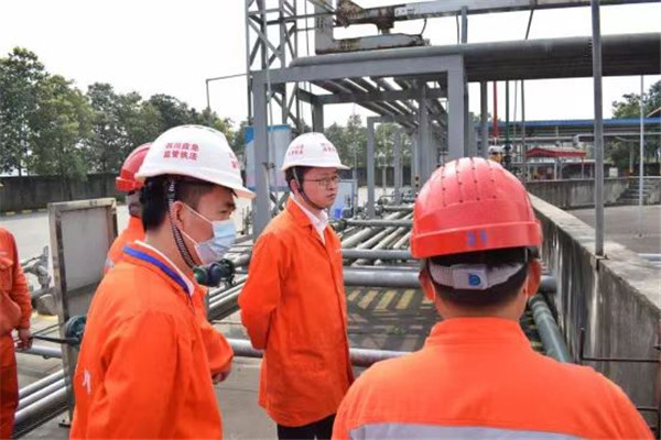 四川省应急管理厅工作组暗访检查成都、眉山危化品企业