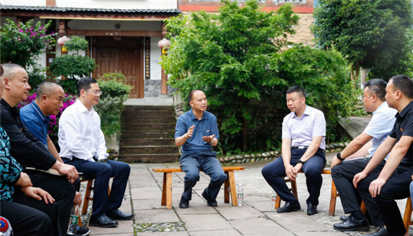 雅安市委书记李酌到乡镇宣讲省第十二次党代会精神