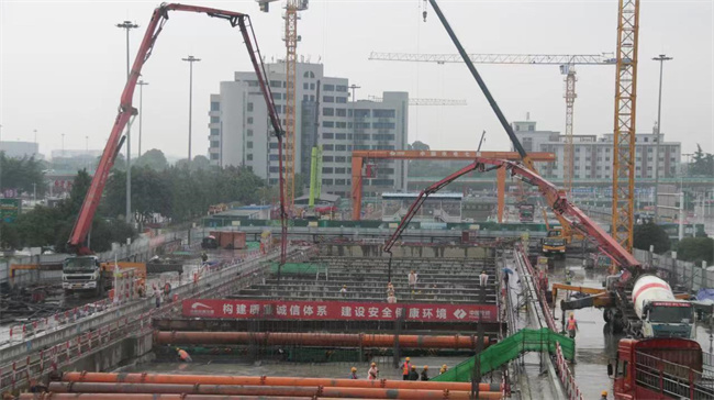 衔接双机场 成都轨道交通19号线二期全线车站封顶